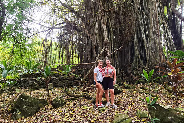 Marche en Nature et Découverte Safari 4x4 - Huahine