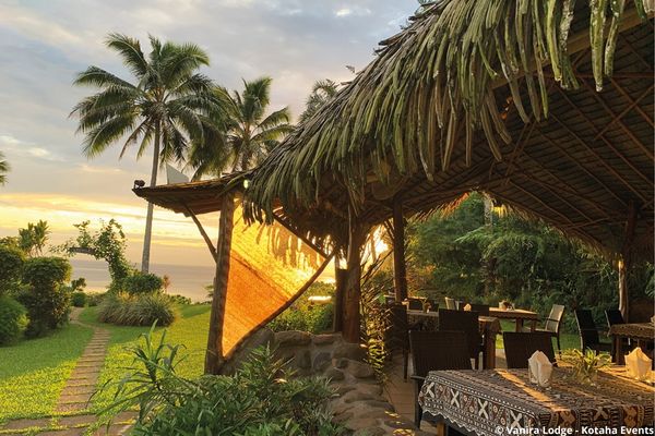 Vanira Lodge - Sunset Restaurant