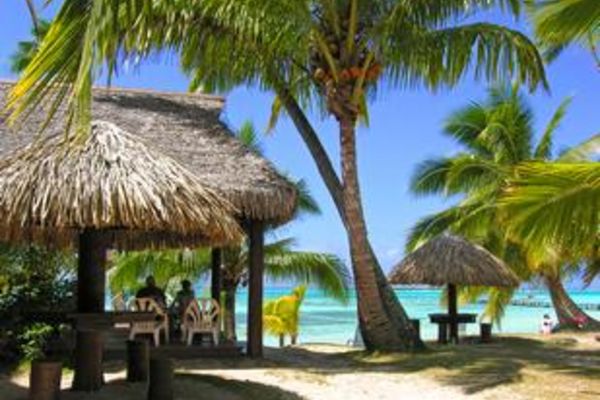 Hotel Les Tipaniers - 