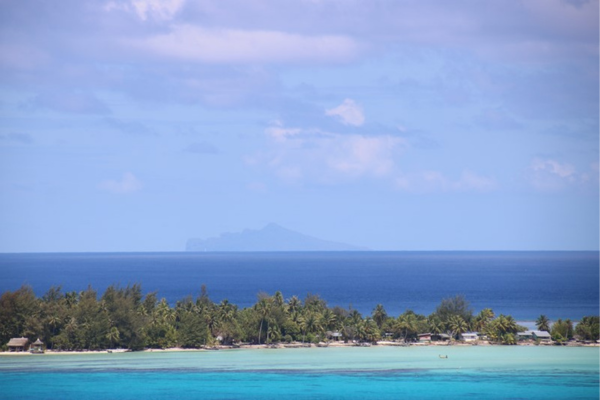 Bora Bora Holiday's Lodge - 
