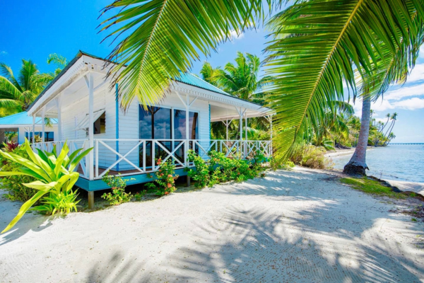 Opoa Beach Hotel - 