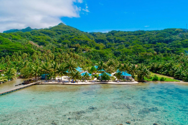 Opoa Beach Hotel - 