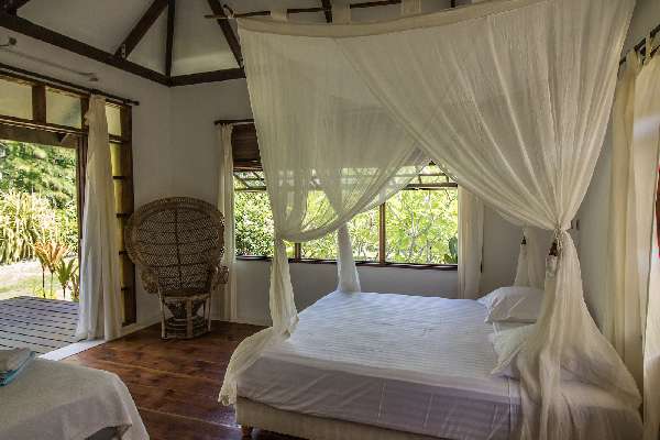 Le Coconut Lodge - Garden Bungalow