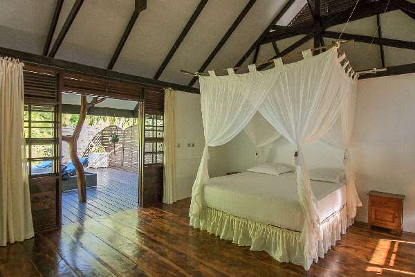 Le Coconut Lodge - Beach Suite Bungalow