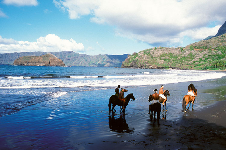 Romance aboard the Aranui - Hiva Oa