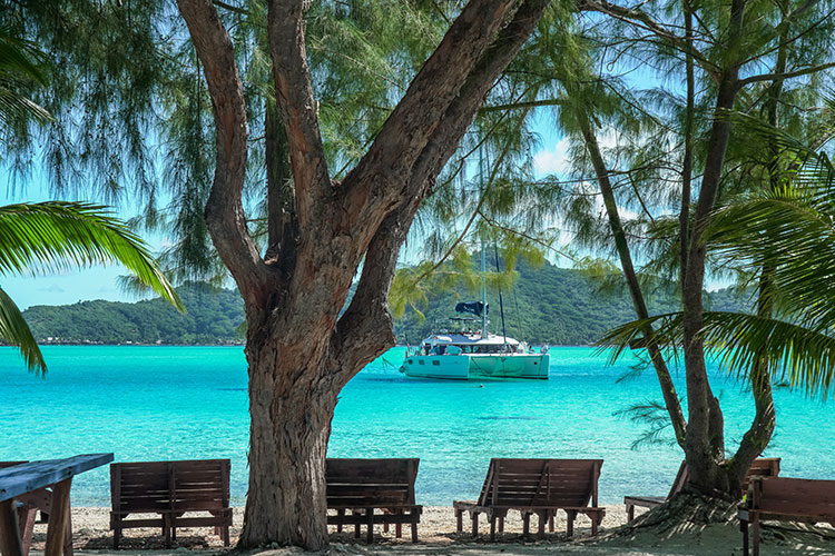 Call of the Sea and Polynesian Lagoons - Archipels Croisières