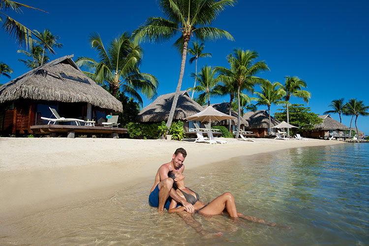 Last minute special offer - Paradise on a Budget - Manava Beach Resort & Spa