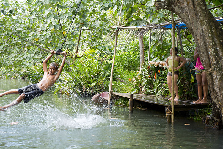 Rhythm of the Islands - Huahine