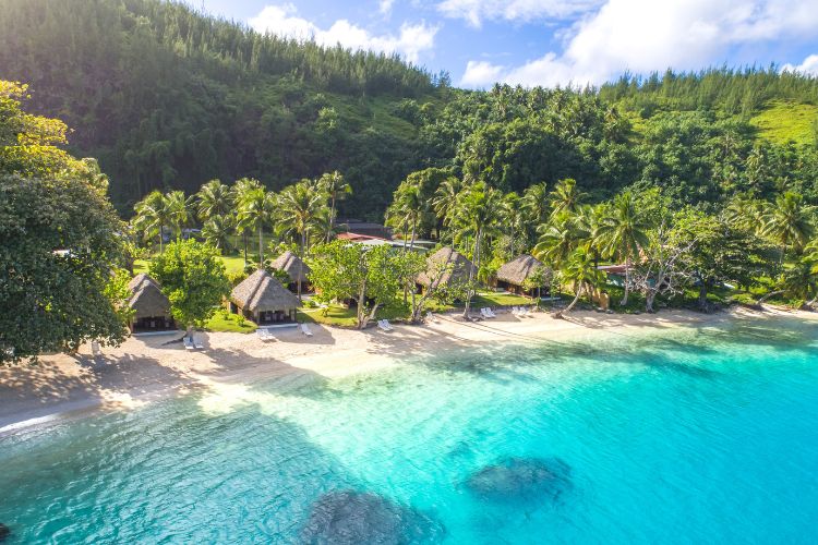 Bonheur en famille et lagons paradisiaques - Hôtel Le Mahana