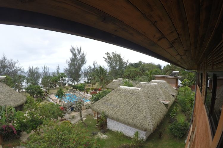 Observation des baleines et paradis polynésien - Vaitumu Village