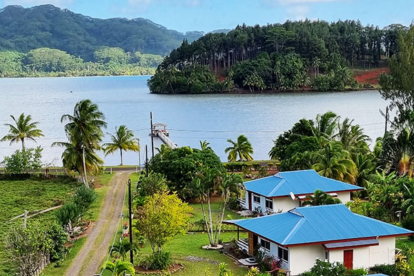 Les Raromatai par la Mer - Huahine vacances