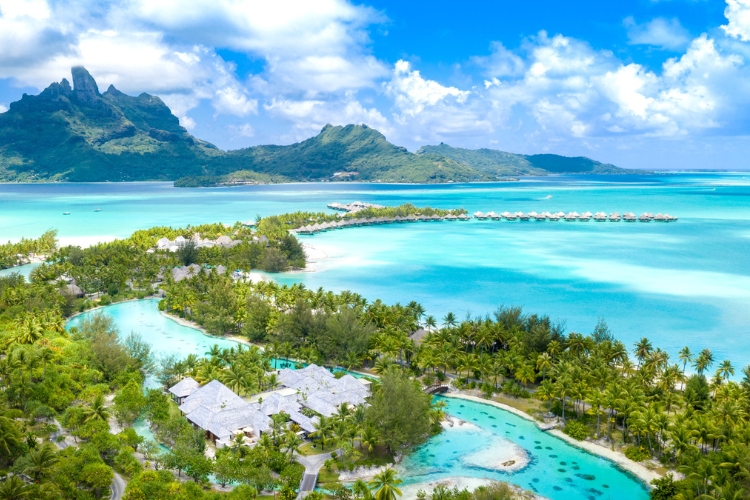 Your Honeymoon at InterContinental Resorts - St Regis Bora Bora