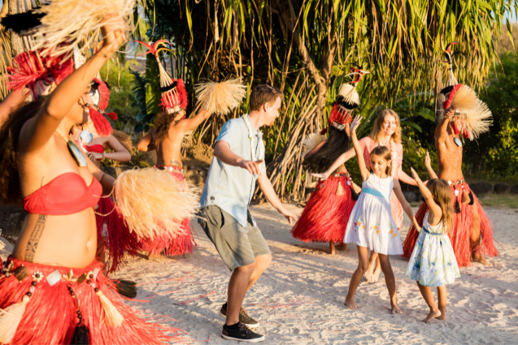 Bonheur en famille et lagons paradisiaques - © Grégoire Le Bacon