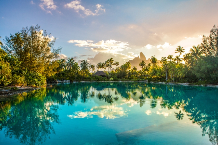 Bora Bora, Pearl of the Pacific - 