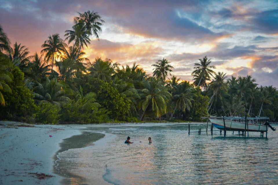 Off the track Paradise  - 