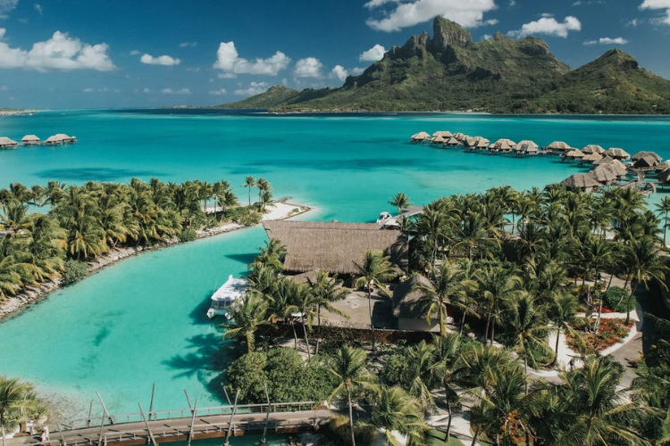 My bubble of love in Bora Bora - 